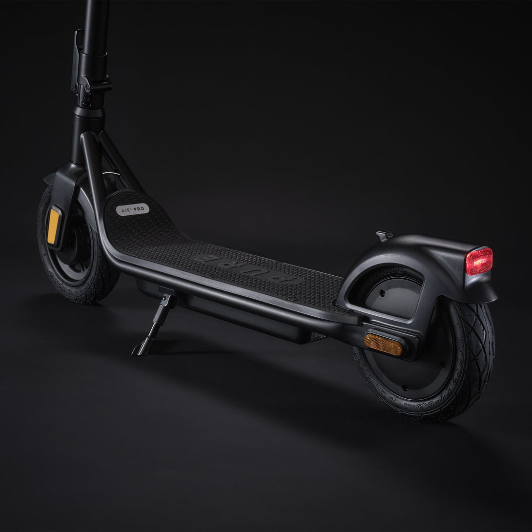 Pure Electric Scooter Black Air⁵ Pro